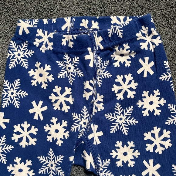 Hanna Andersson snowflake pajamas size 4 - Picture 6 of 9